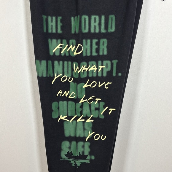 Colleen Hoover CoHo Verity Graphic Sweatpants M/L Manuscript High Rise - Picture 2 of 9